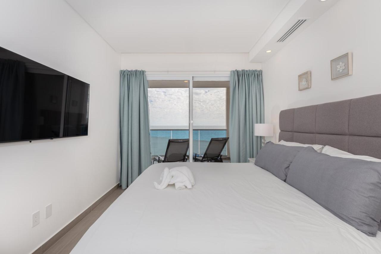 Brand New Contemporary 2 Bd Oceanfront Condo At Encantame Towers Verano E302 Playa Encanto المظهر الخارجي الصورة